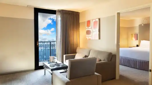 Crowne Plaza Chicago West Loop by IHG - 3