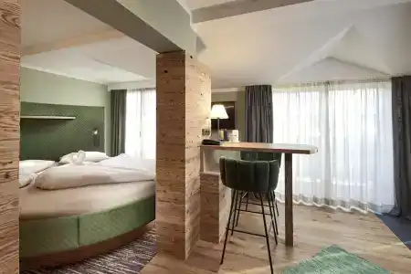 Romantikhotel - 94