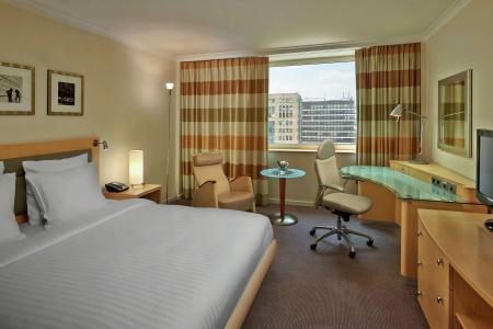Hilton Dusseldorf - 5