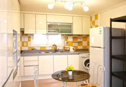 Wow Hills Guest House - 9