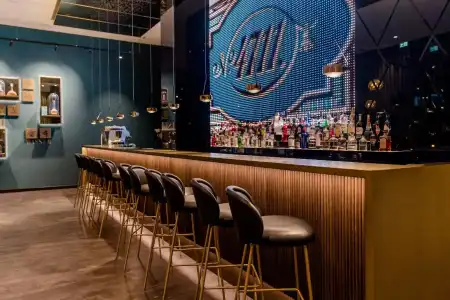 Motel One Köln-Altstadt - 5