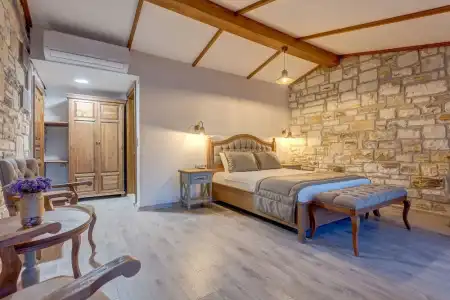 Navalia Otel - 4
