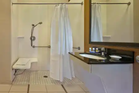 Fairfield Inn And Suites By Marriott Boca Raton - 8