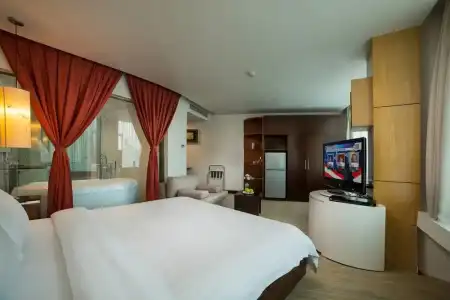 The Hanoi Club & Residences - 91