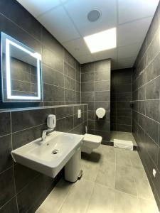 Space Night Capsule - 15