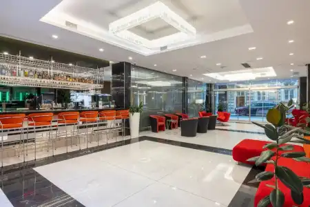 Silver Crown & Residence - 21