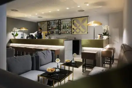 Motel One Frankfurt - Hauptbahnhof - 16