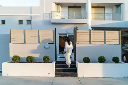 Delfina Boutique - 38