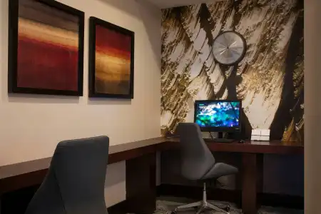 Courtyard by Marriott Bradenton Sarasota Riverfront - 12