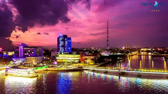 Ninh Kieu Riverside - 41