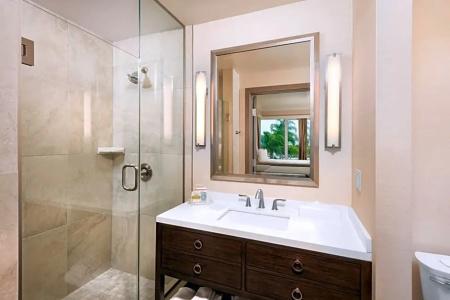 DoubleTree by Hilton San Diego Bayside - 64