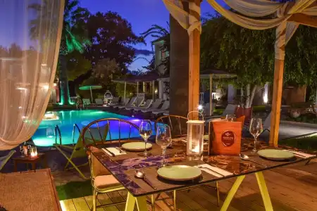 Aeolos Boutique and Suites - 18