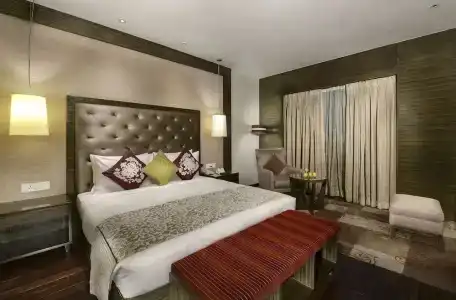 Pride Plaza, Kolkata - 75