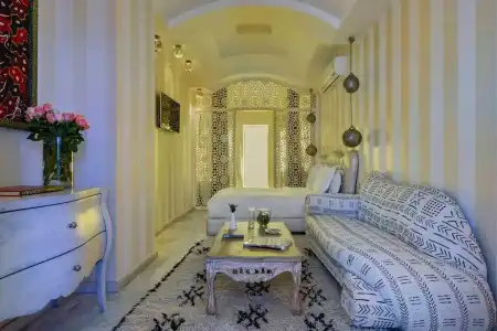 Riad Goloboy - 2