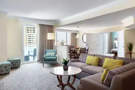 Hilton Clearwater Beach Resort & Spa - 4