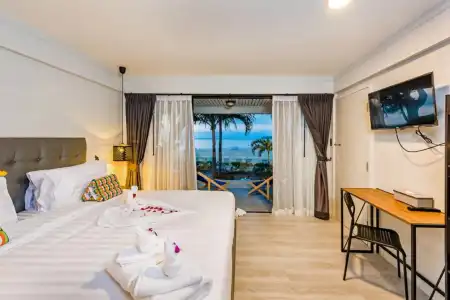 Thai Kamala Beach Front - 4