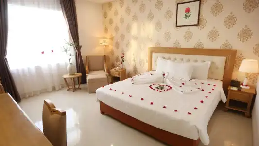 Royal Family Da Nang - 129