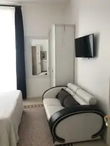 B&B Nike - Rooms Only - 60
