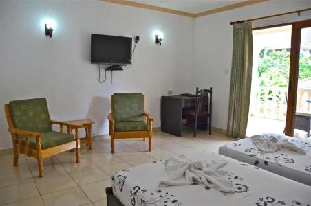 FOREST LODGE GUEST HOUSE - 64