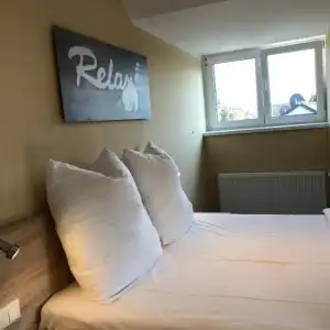 Select Suites & Aparts - 68