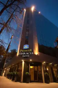 Rosslyn Thracia - 23