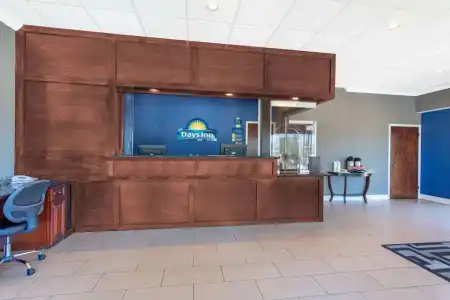 Red Roof Inn Baltimore - 1