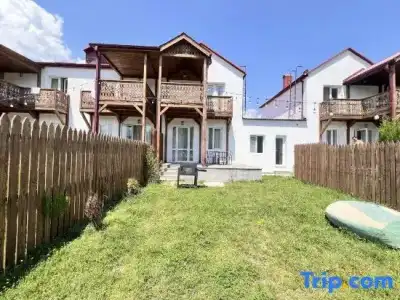 Motives Inn - 153