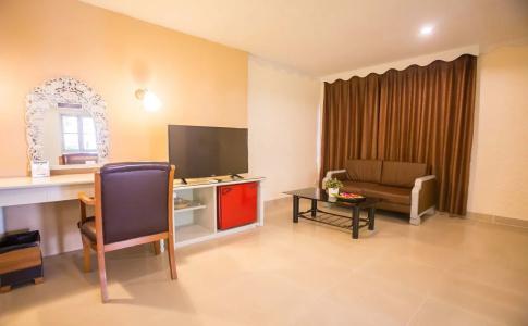 Lopburi Inn Resort - 2