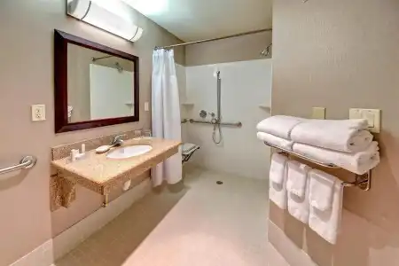 SpringHill Suites by Marriott Naples - 6