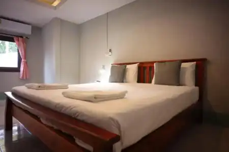 Marina Hut Guest House - 31