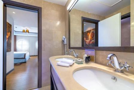 Epoque - Relais & Chateaux - 33