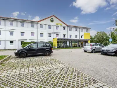 B&B Ingolstadt-Ost - 15