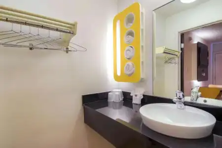 Studio 6 Suites Las Vegas, NV – Tropicana - 52