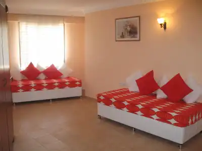 Rosy Suites - 4