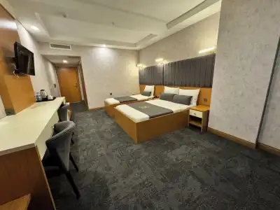 E5 Park - 49