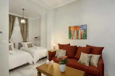 V1935 Luxurious Apartments - 2