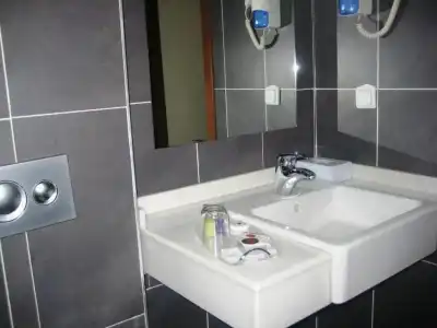City One & SPA - 13
