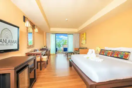 Baan Laimai Beach Resort & Spa - 8