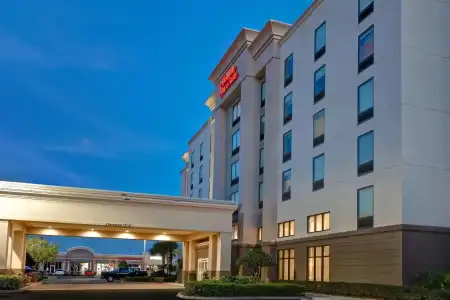 Hampton Inn & Suites Clearwater/St. Petersburg-Ulmerton Road, FL - 33
