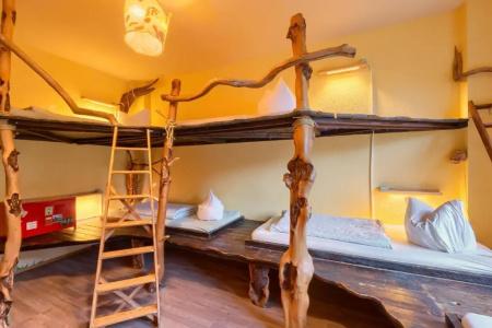 Lollis Homestay - Hostel - 34