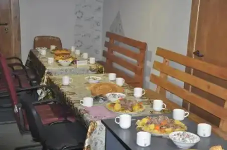 Hostel 24 - 7