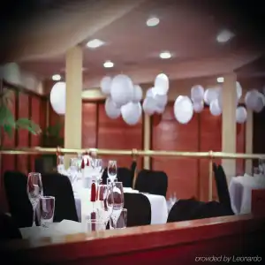 The Avenue - 3