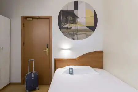 B&B - 14