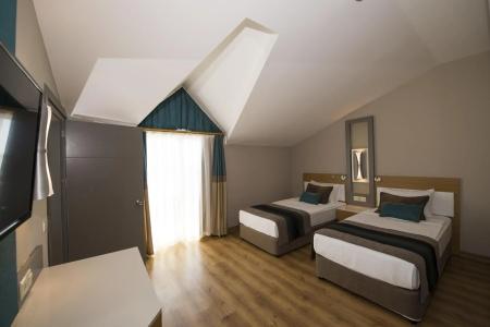 Palm World Side Resort & Spa - 33