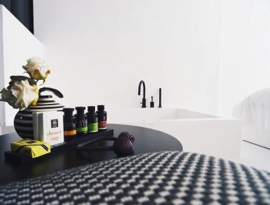 Lokàl Boutique - 40