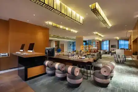 Hilton Garden Inn - 18