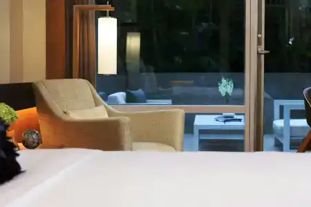 Renaissance Harbour View - 5