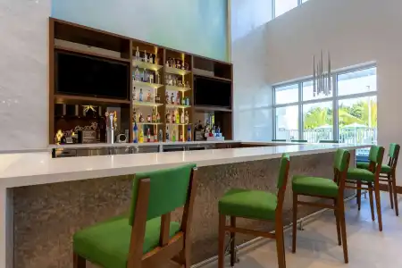 Wyndham Garden Miami International Airport - 23