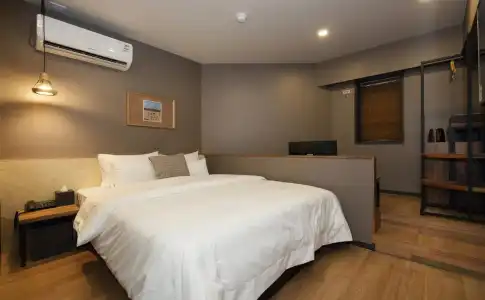 Gray Nampo - 3