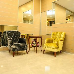 EMSA Palace - 1